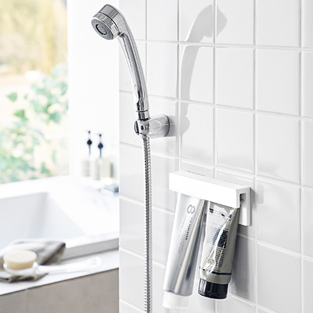 tower タワー フィルムフック差し込み式歯ブラシ&チューブホルダー W18 ホワイト 1497