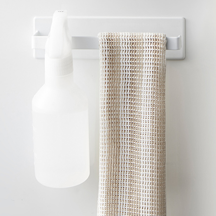 tower タワー マグネットバスルームタオルハンガー ホワイト 3267