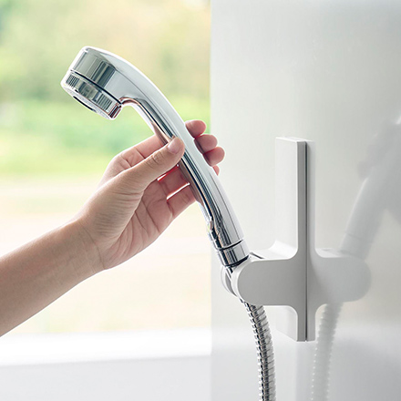 tower タワー 角度が調節できるマグネットシャワーホルダー ホワイト 10286