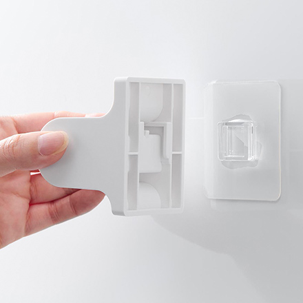 tower タワー 角度が調節できるフィルムフックシャワーホルダー ホワイト 10288