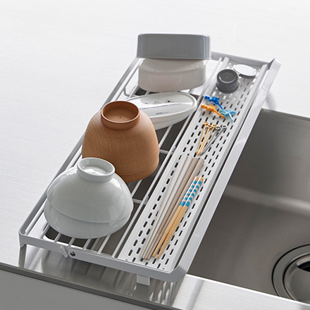 tower タワー シンク上スリム水切りラック シリコーントレー付き ホワイト 10581