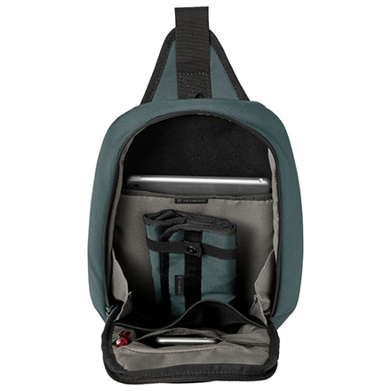 ビクトリノックス アルトモントプロフェッショナル タブレットスリング ストーム 653282