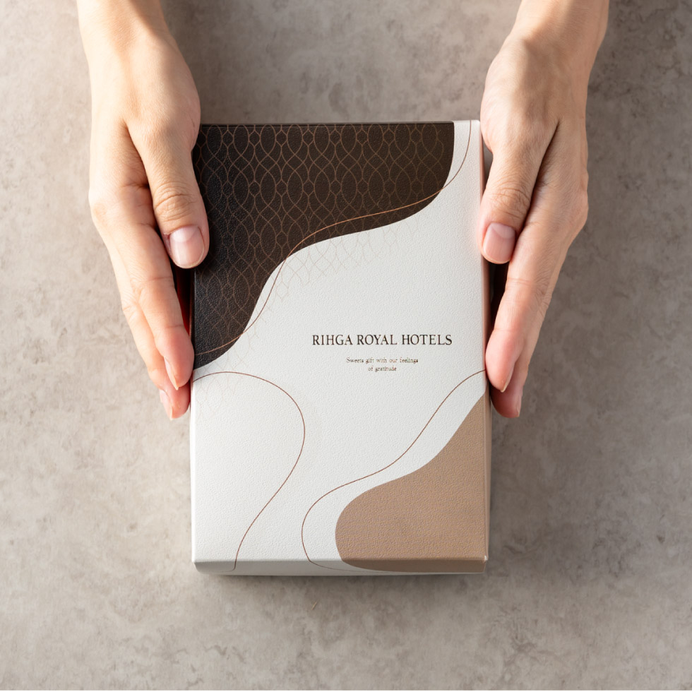 リーガロイヤルホテル アーモンドショコラサンド 4個 RRG-01A / スイーツ 洋菓子 ダックワーズ アーモンド ショコラサンド