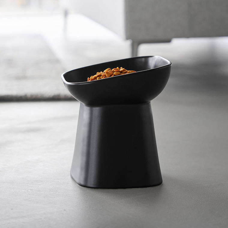 nooks 食べやすい高さ陶器ペットフードボウル ヌークス 斜め H17 山崎実業 10561 10562 / ホワイト