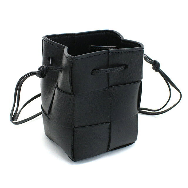 ボッテガ・ヴェネタ 斜め掛け ショルダーバッグ レディース BOTTEGA VENETA イタリア 680217 ブラック バッグ 斜めがけ ブランド 高級 おしゃれ プレゼント 女性 実用的 かわいい