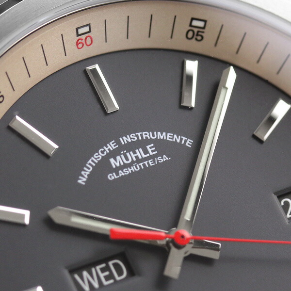 ミューレ・グラスヒュッテ 42.4mm ドイツ製 自動巻き メンズ 腕時計 M1-25-34-MB Muhle Glashutte グレー ブランド おしゃれ 防水 プレゼント 男性 実用的
