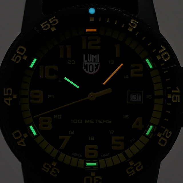 ルミノックス 0320シリーズ レザーバック シータートル ジャイアント 44mm 0333 LUMINOX メンズ 腕時計 ブラック 時計 ブランド おしゃれ 防水 文字盤 大きい プレゼント 男性 実用的