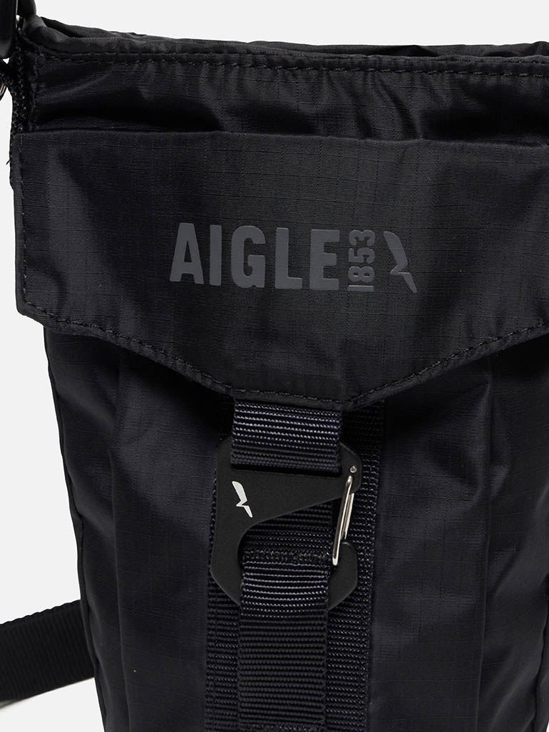 AIGLE ZNHBS12 撥水 アーバン ボトルケース 1L ブラック FREE