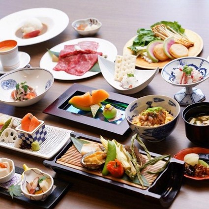 【北海道】定山渓 ゆらく草庵（共立リゾート）　2名様平休日1泊2食付