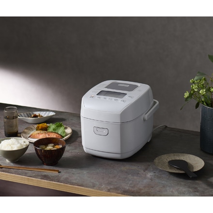 アイリスオーヤマ 米屋の旨み 銘柄炊き 圧力IHジャー炊飯器 3合 ホワイト RC-PDA30-W