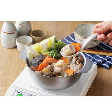 ヨシカワ 日本製 ステンレス卓上鍋 18cm フタ付き 目盛付き 燕三条 ステンレス鍋 インスタントラーメン うどん 1人用 コンパクト SJ3627 IH対応 ガス火OK Yoshikawa