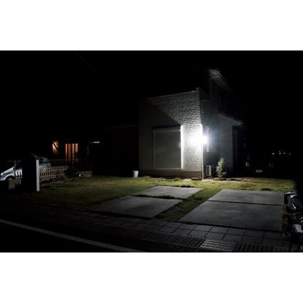 LEDセンサーライト 4灯式 4000ルーメン ACコンセントタイプ DLA-10T400 大進 防雨構造 点灯切替 最大180° 探知角度最長12m探知距離 約5秒~5分点灯時間 常時点灯 明るさ調整