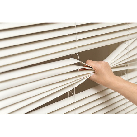 フレキシブラインド25 60×138cm ブラインド カーテンレール 取付可能 賃貸 コードレス 腰高窓 小窓 お手頃