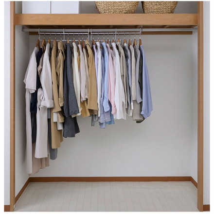 アップハンガー ハンガー 衣類収納 幅50cm 2本組 日本製 収納 収納力アップ 段違い クローゼット 大容量 省スペース スぺパ 小物 バッグ コート 整理 衣替え ホワイト