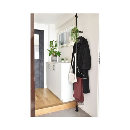 ポールハンガーセット フック大小2個入り コートハンガー 突っ張り棒 フック付き ハンガーラック ポールスタンド ホワイト