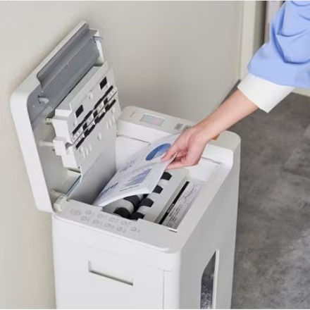 アイリスオーヤマ オートフィードシュレッダー AFS210M ホワイト