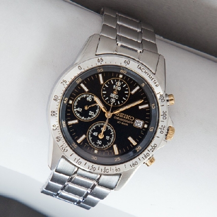 SEIKO セイコー スピリット クロノグラフ腕時計 ブラック/ゴールド