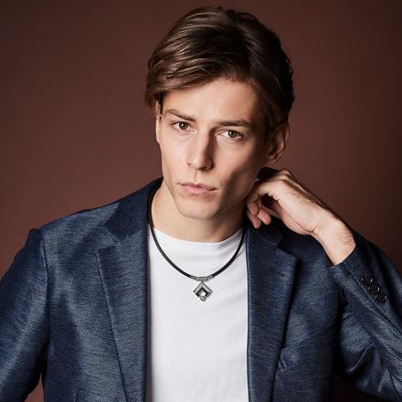 コラントッテ 磁気ネックレス TAO ネックレスα ARAN(アラン) ブラック シルバー Lサイズ ABARD37L