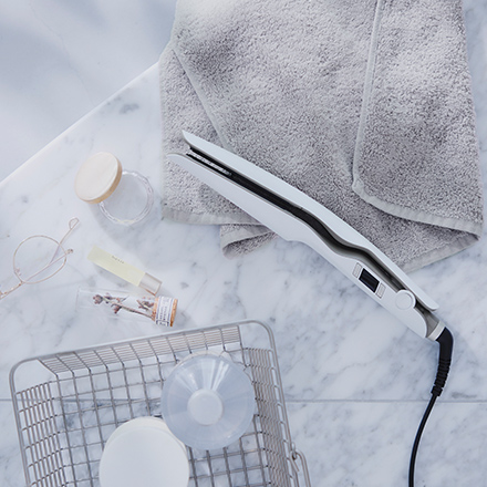 Re・De Hair Straight Smooth ストレートヘアアイロン スムース ホワイト HS01A-WT