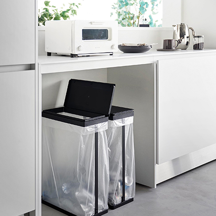 tower タワー スリム蓋付き分別ゴミ袋ホルダー 45L 横開き 2個組 ブラック 1728