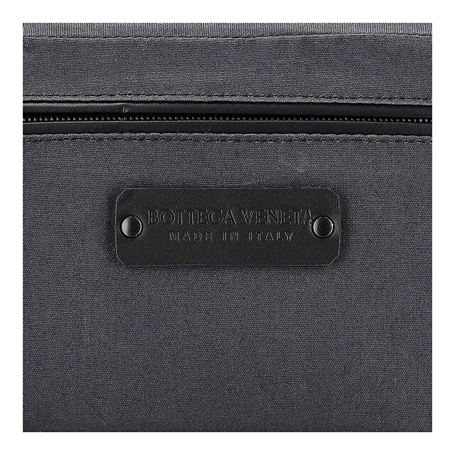ボッテガ・ヴェネタ セカンドバッグ メンズ BOTTEGA VENETA イントレチャート 244706-V47W1 ブラック ビジネス 軽量 小さめ ミニバッグ ブランド 高級 おしゃれ プレゼント 男性 実用的 かっこいい