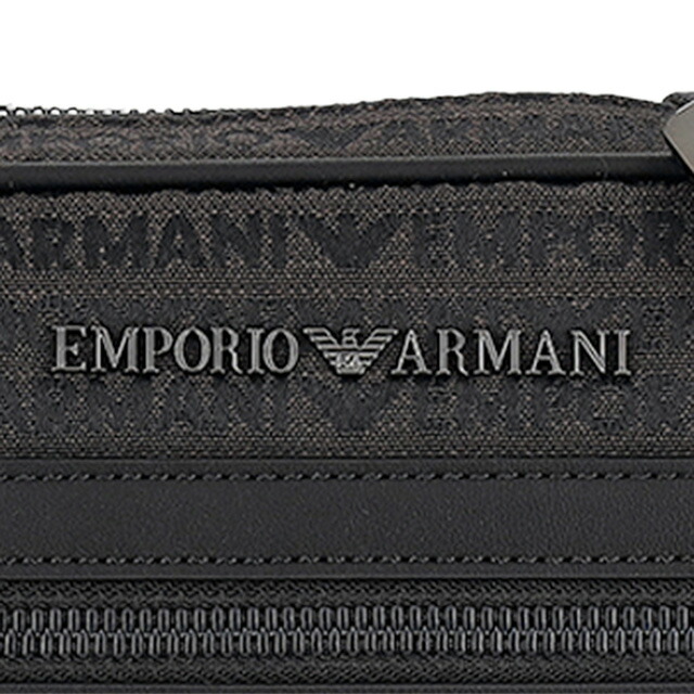 エンポリオ・アルマーニ ショルダーバッグ メンズ EMPORIO ARMANI EM001210-AF13823 ブラック 斜めがけ ブランド 高級 おしゃれ プレゼント 男性 実用的 かっこいい