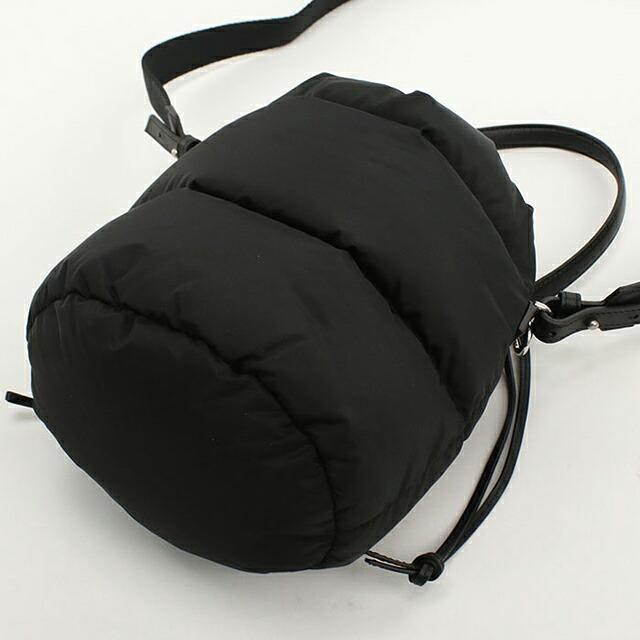 モンクレール ハンドバッグ レディース ブランド MONCLER 5I00002 ブラック 軽量 小さめ 手提げ 高級 おしゃれ プレゼント 女性 実用的 かわいい