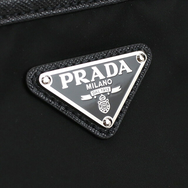 プラダ 斜め掛け ショルダーバッグ メンズ PRADA ルーマニア 2VH118 NERO ブラック バッグ 斜めがけ ブランド 高級 おしゃれ プレゼント 男性 実用的 かっこいい