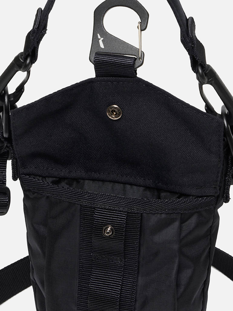 AIGLE ZNHBS12 撥水 アーバン ボトルケース 1L ブラック FREE