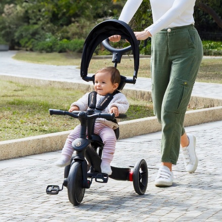 GLOBBER エクスプローラー トライク 4in1 ベビーカーJP PKG ブラック