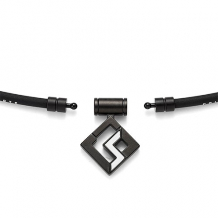 コラントッテ SPORTS PRO マグチタン 磁気 ネックレス ブラックチタン×レッド M