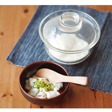 HARIO ハリオ 耐熱ガラスの丼鉢 フタ付き 電子レンジOK 食洗機対応 オール耐熱ガラス製 600ml 透明 おしゃれ 丼鉢 丼ぶり どんぶり ガラス皿 お皿 そうめん 茶碗蒸し