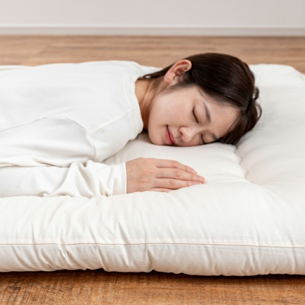 敷布団 シングル 極厚 10cm厚 日本製 洗える ウォッシャブル 軽量 防菌 防臭 防ダニ 3層構造 固綿入り