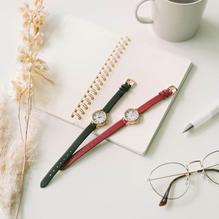 CITIZEN シチズン wicca ウィッカ KH4-963-14 レディース 腕時計 ソーラーテック 光発電 ステンレスめっき ピンクゴールド ケース 合成皮革ベルト デイト表示 クリスタルガラス 5気圧防水