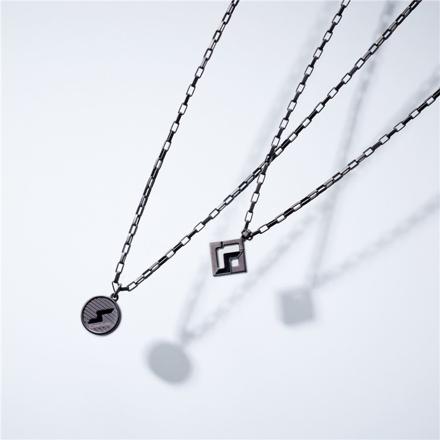 コラントッテ SPORTS PRO マグチタンネックレス RT150-RD DBAAB0115 ブラックチタン 51cm & ハンドタオル セット