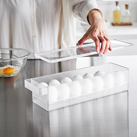 tower タワー 冷蔵庫中蓋付き卵ケース ホワイト 1481