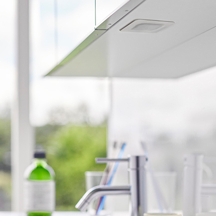 tower タワー フィルムシート洗面戸棚下マグネットタンブラー ホワイト 1751