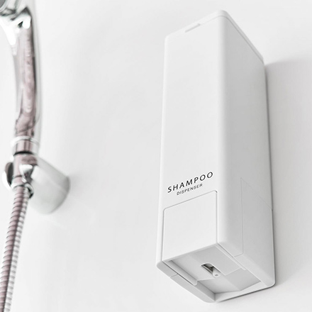 tower タワー 下から出るマグネットディスペンサー シャンプー ホワイト 10290