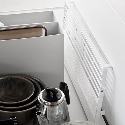 tower タワー シンク上スリム水切りラック シリコーントレー付き ホワイト 10581