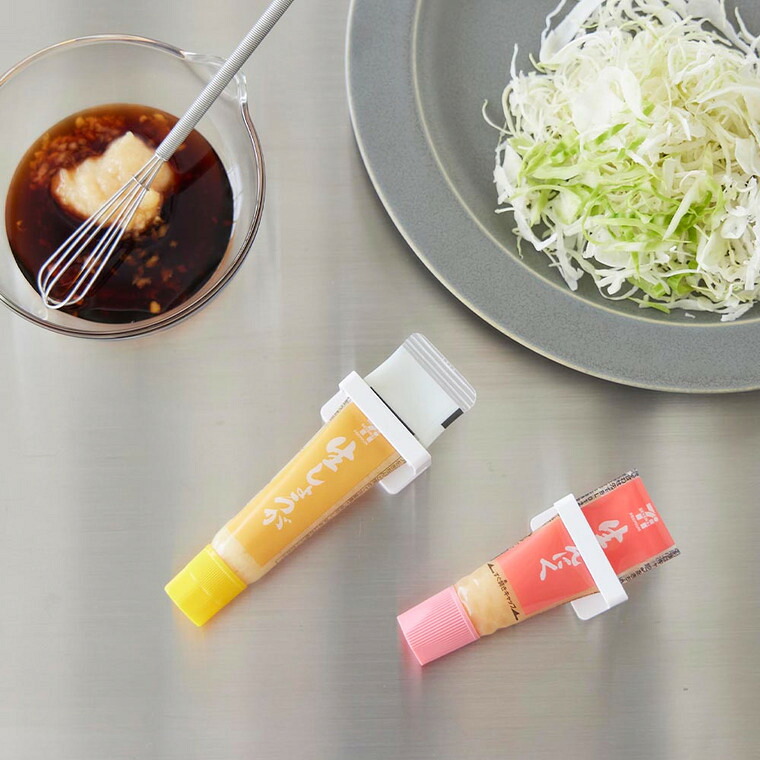 tower 引っ掛け絞れる薬味チューブホルダー タワー 3個組 山崎実業 10474 10475 ホワイト ブラック