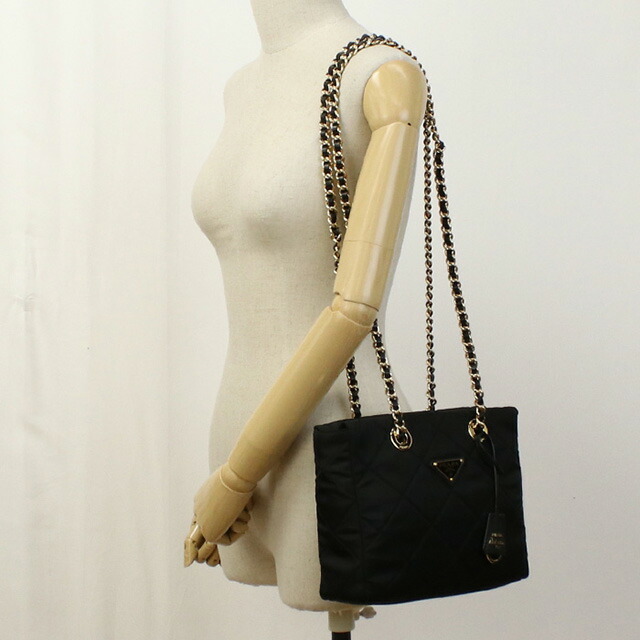 プラダ ショルダーバッグ ショルダー レディース PRADA イタリア 1BG468 NERO ブラック バッグ 斜めがけ ブランド 高級 おしゃれ プレゼント 女性 実用的 かわいい