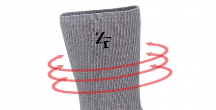 イオンスポーツ ゼロフィット スポーツ ソックス ミドル ブラック/M