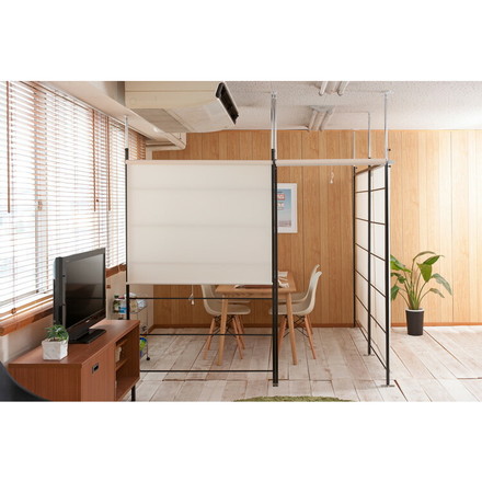 Carol ドアパーテーション 幅92 ブラック つっぱり ロールスクリーン 間仕切り カーテン付き 北欧インテリア