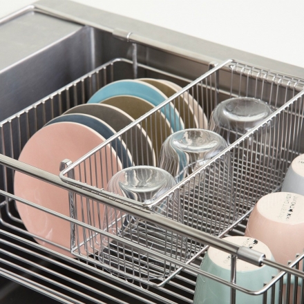 ラバーゼ シンクインバスケット 伸縮式 シンクに渡せる 大皿対応 大容量 燕三条 ステンレス 水切りラック