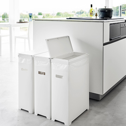 tower タワー スリム蓋付きゴミ箱 横開きタイプ ホワイト 1524