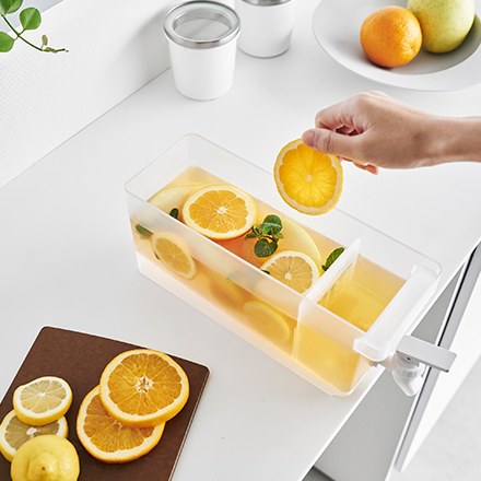 tower タワー 冷蔵庫ドリンクサーバー 1.8L ホワイト 1584