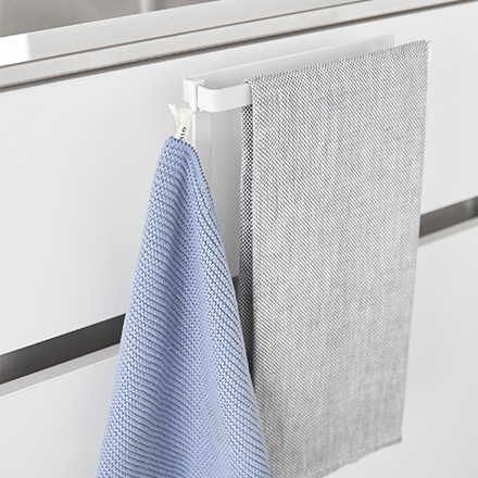 tower タワー キッチンシンク下収納扉タオルハンガー H15 ホワイト 1590