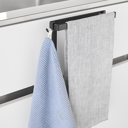 tower タワー キッチンシンク下収納扉タオルハンガー H15 ブラック 1591