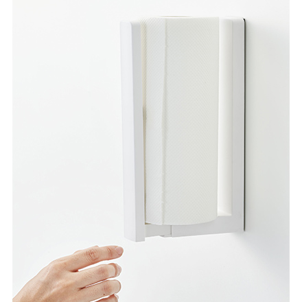 tower タワー ストッパー付マグネットキッチンペーパーホルダー ホワイト 3398