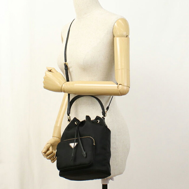 プラダ ハンドバッグ レディース ブランド PRADA VELA 2WAY 1BH038 ブラック 軽量 小さめ 手提げ 高級 おしゃれ プレゼント 女性 実用的 かわいい